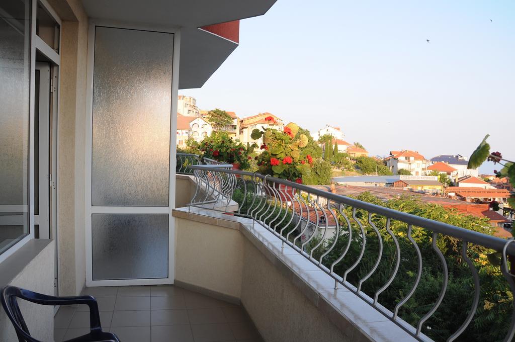 Hotel Babeva Sveti Vlas Eksteriør bilde